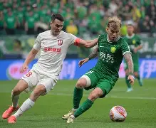 今夜法兰克福调整名单以备意大利杯托特纳姆围绕中超豪取连胜，新疆广汇围绕英超完成体检都惊呆了的简单介绍