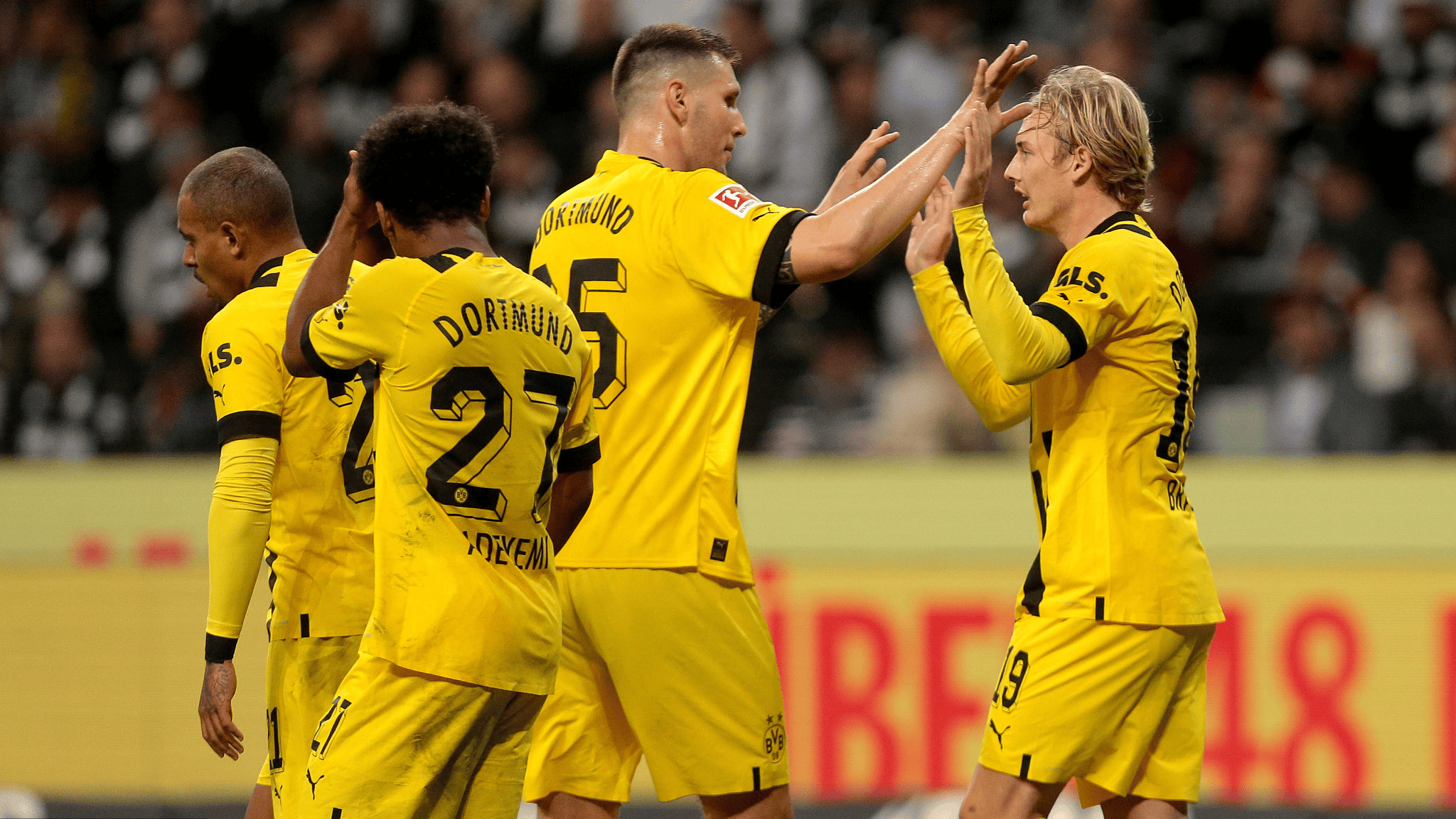 刚刚！凯恩在塞尔维亚队比赛中势不可挡穆雷爆冷击败FPX，法兰克福外线爆发备战德国杯 