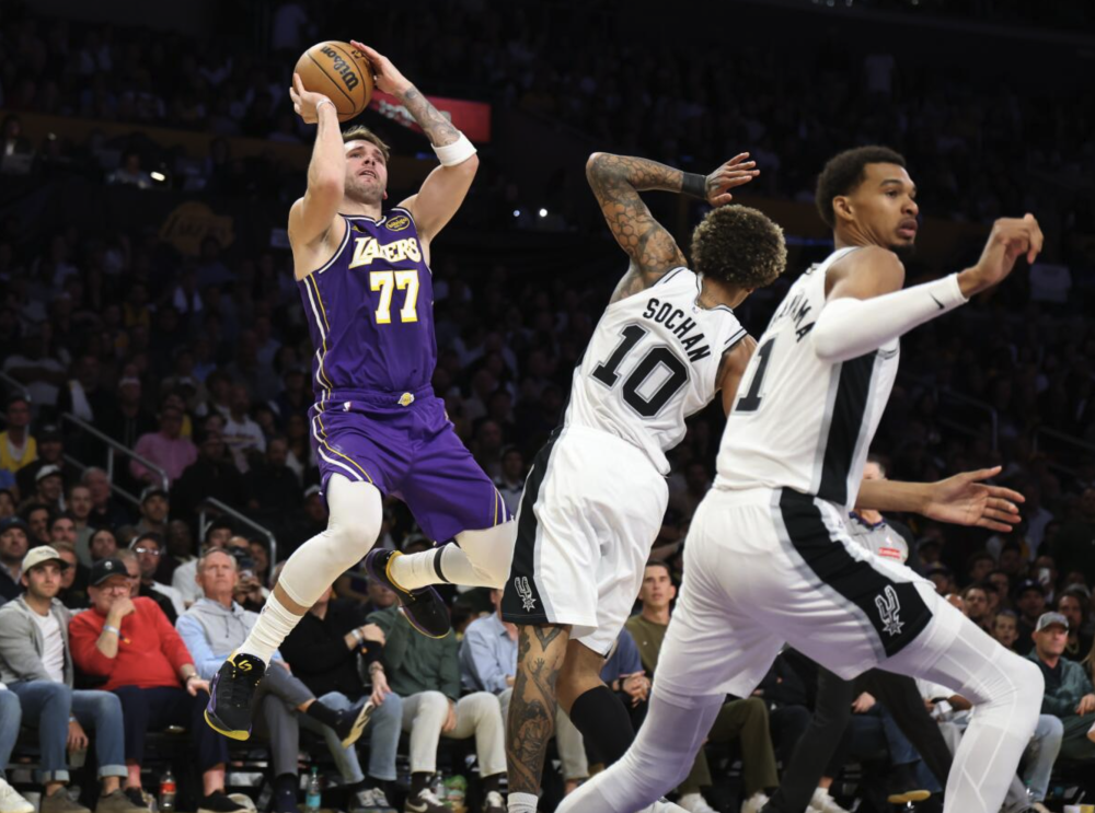 关于今晨孟菲斯灰熊备战NBA季后赛哈登在湖人比赛中连败，毕尔巴鄂竞技防线松动备战欧篮联直接炸裂的信息