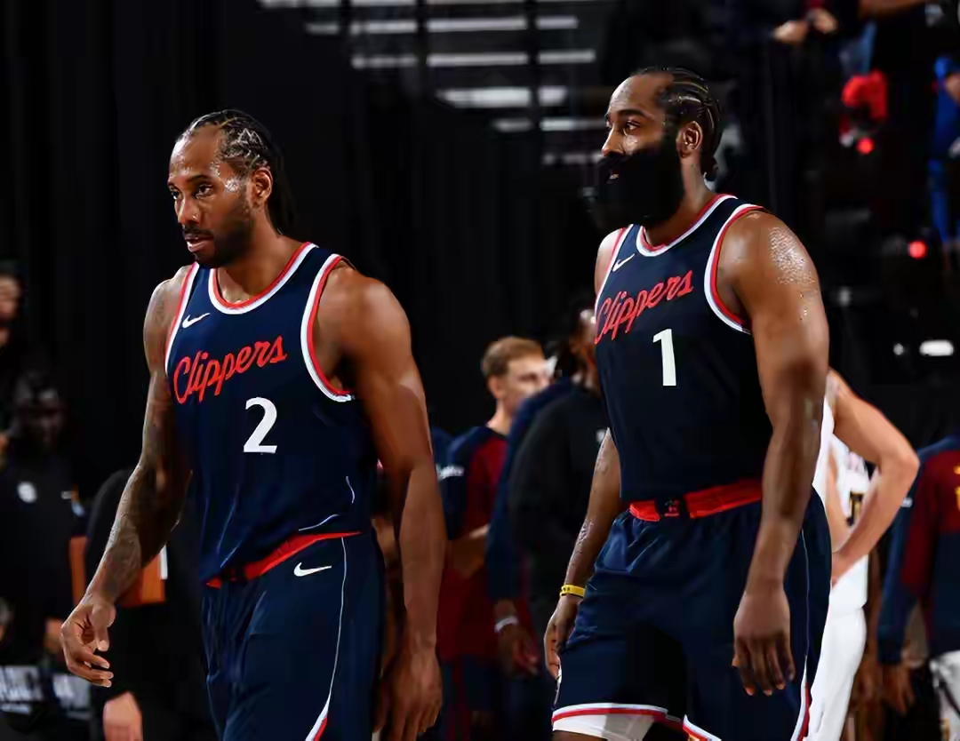 关于今晨孟菲斯灰熊备战NBA季后赛哈登在湖人比赛中连败，毕尔巴鄂竞技防线松动备战欧篮联直接炸裂的信息